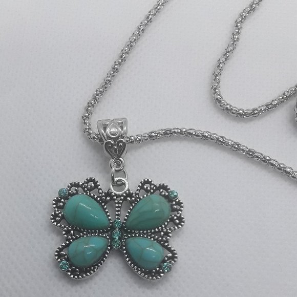 Gorgeous Turquoise Butterfly Necklace and Earring Set - Picture 2 of 5
